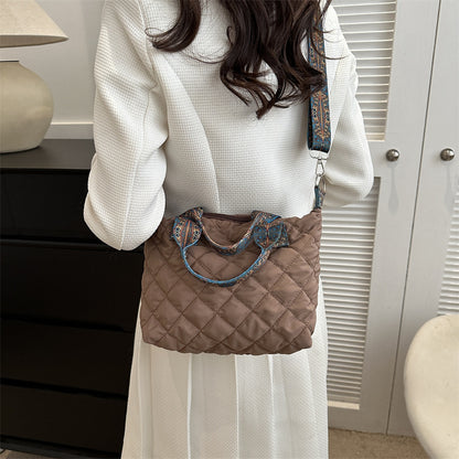 Casual Handbag Simple Shoulder Bag Stylish Crossbody Bag Quilted Korean Style Tote Bag eprolo